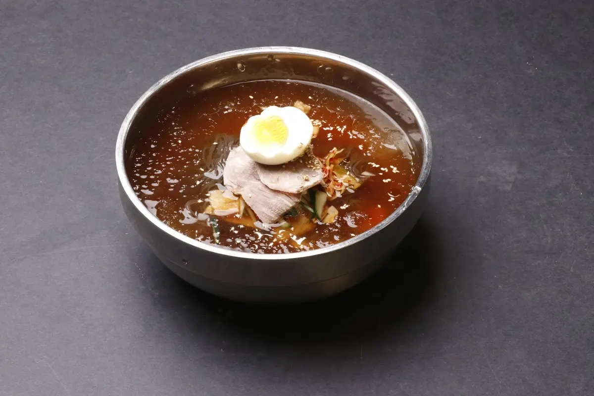 R9. Broth Cold Noodle