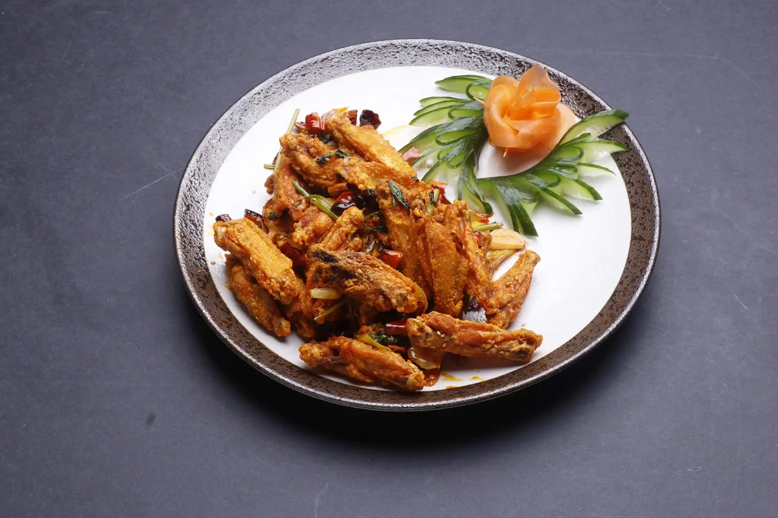 W8. Stir Fried Chicken Wing w/ Spicy Sauce